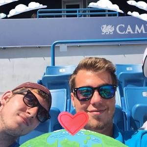 Meet your Posher, Mark